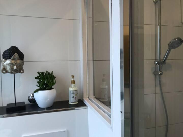 Schoene Grosse Wohnung 2 Schlafzimmer Bis 6 Pax Naehe Stadion Signal Iduna Дортмунд Екстер'єр фото