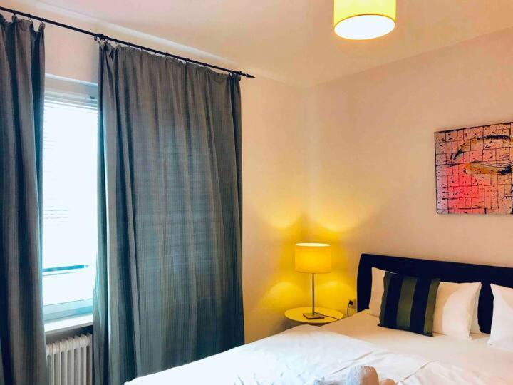 Schoene Grosse Wohnung 2 Schlafzimmer Bis 6 Pax Naehe Stadion Signal Iduna Дортмунд Екстер'єр фото